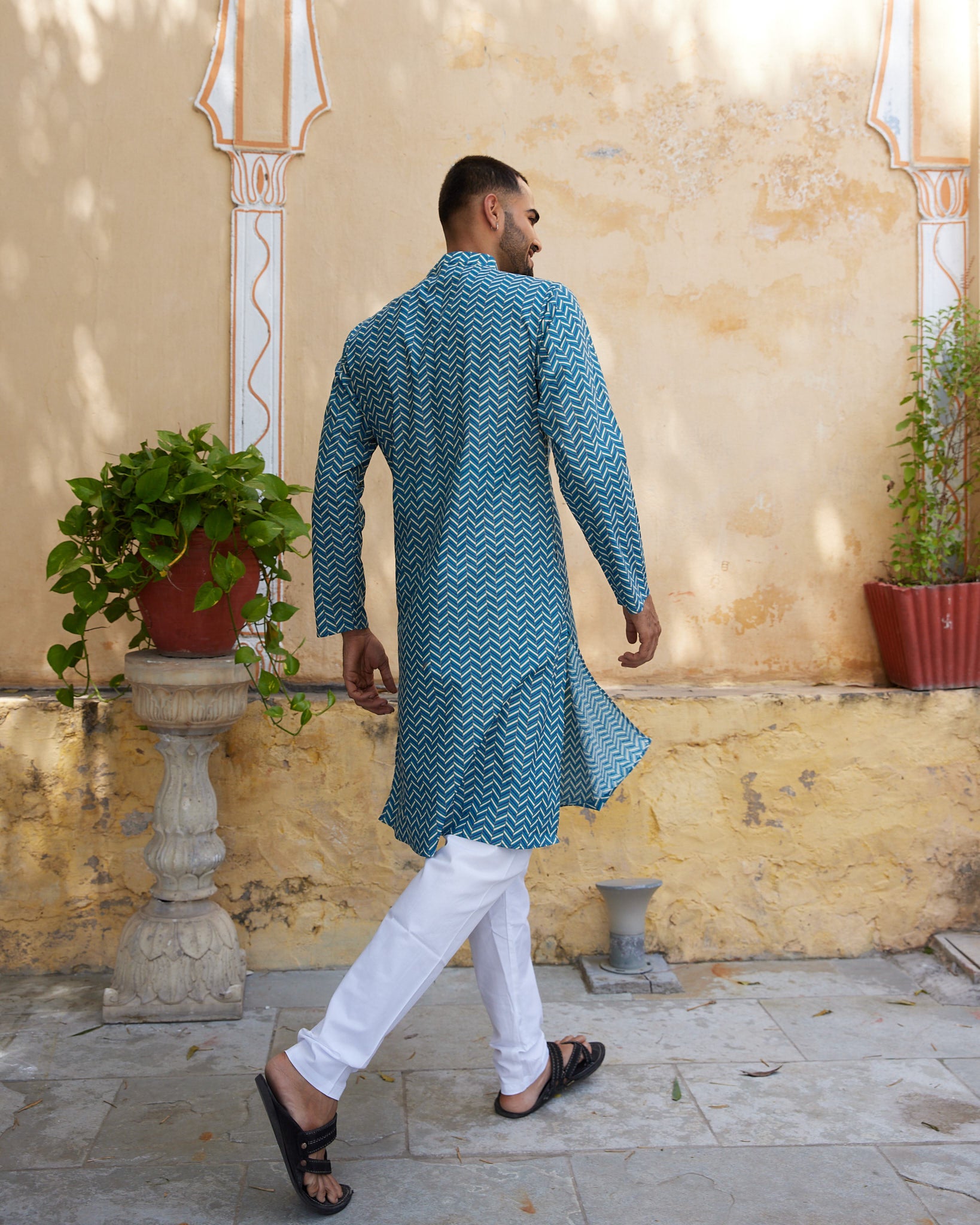 Cotton Blue-White Waving Men's Ethnic Kurta