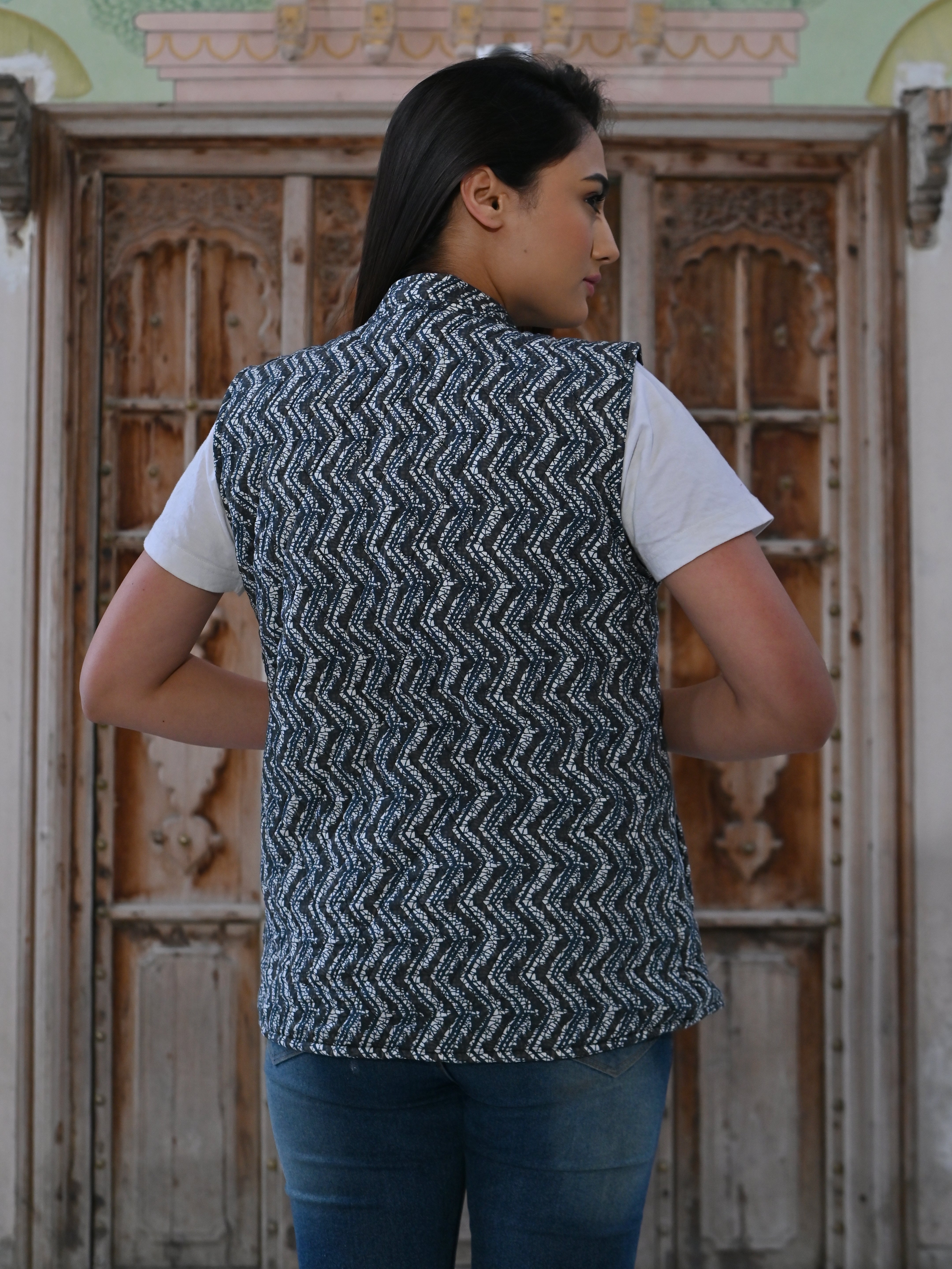 Black & White Cotton Quilted Sleeveless Jacket