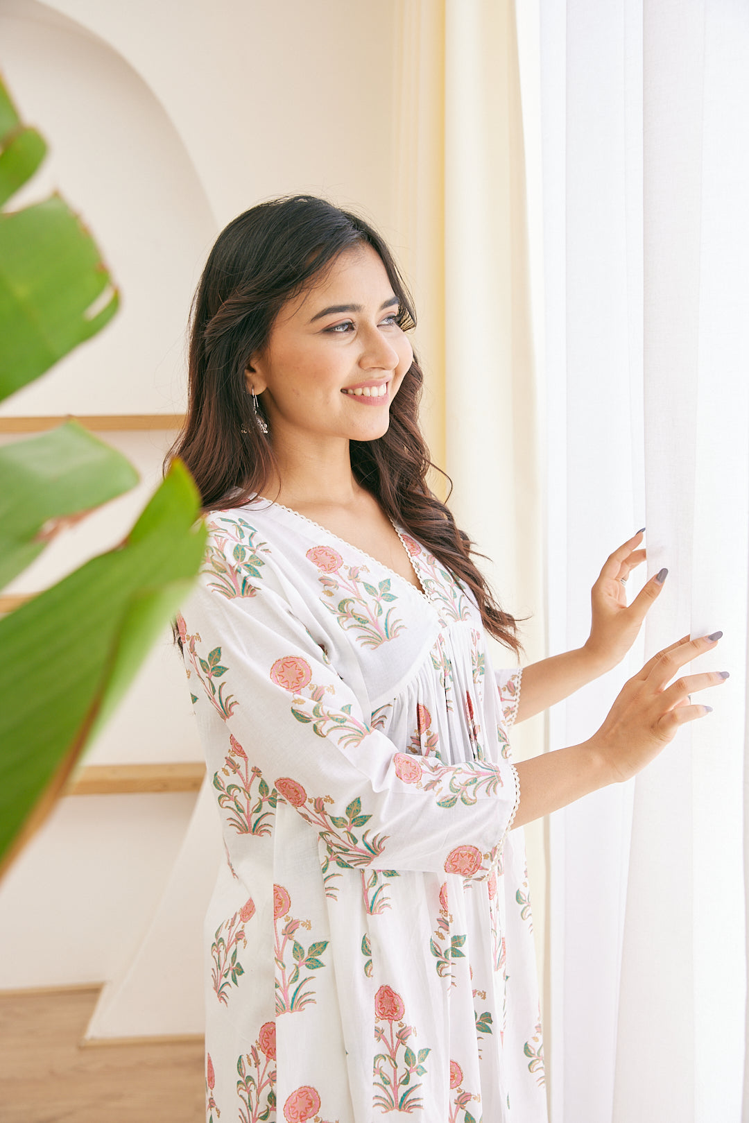 Cotton Pink-White Floral Magic Long Kurti