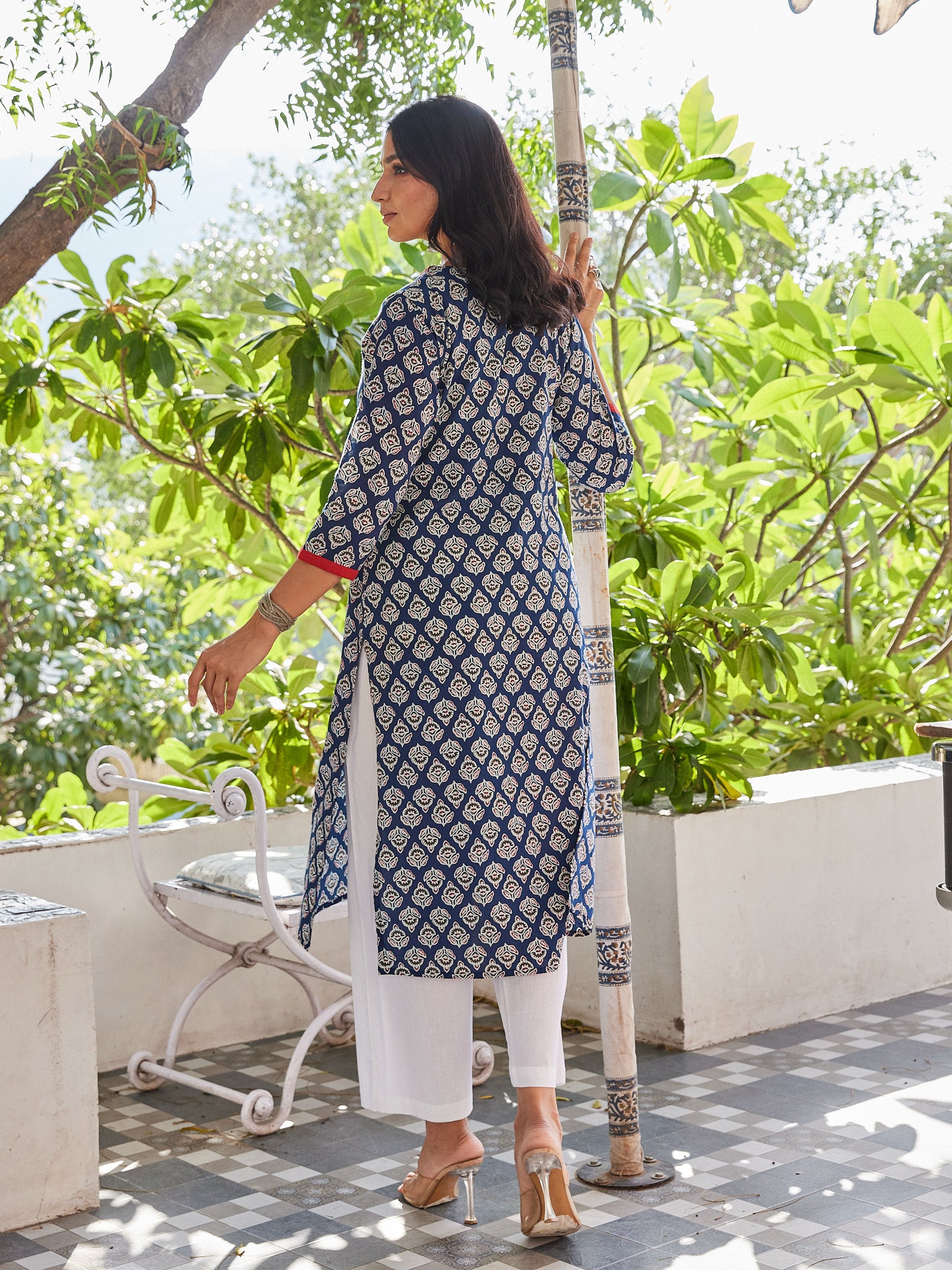 Cotton Blue-White Floral Straight Long Kurti