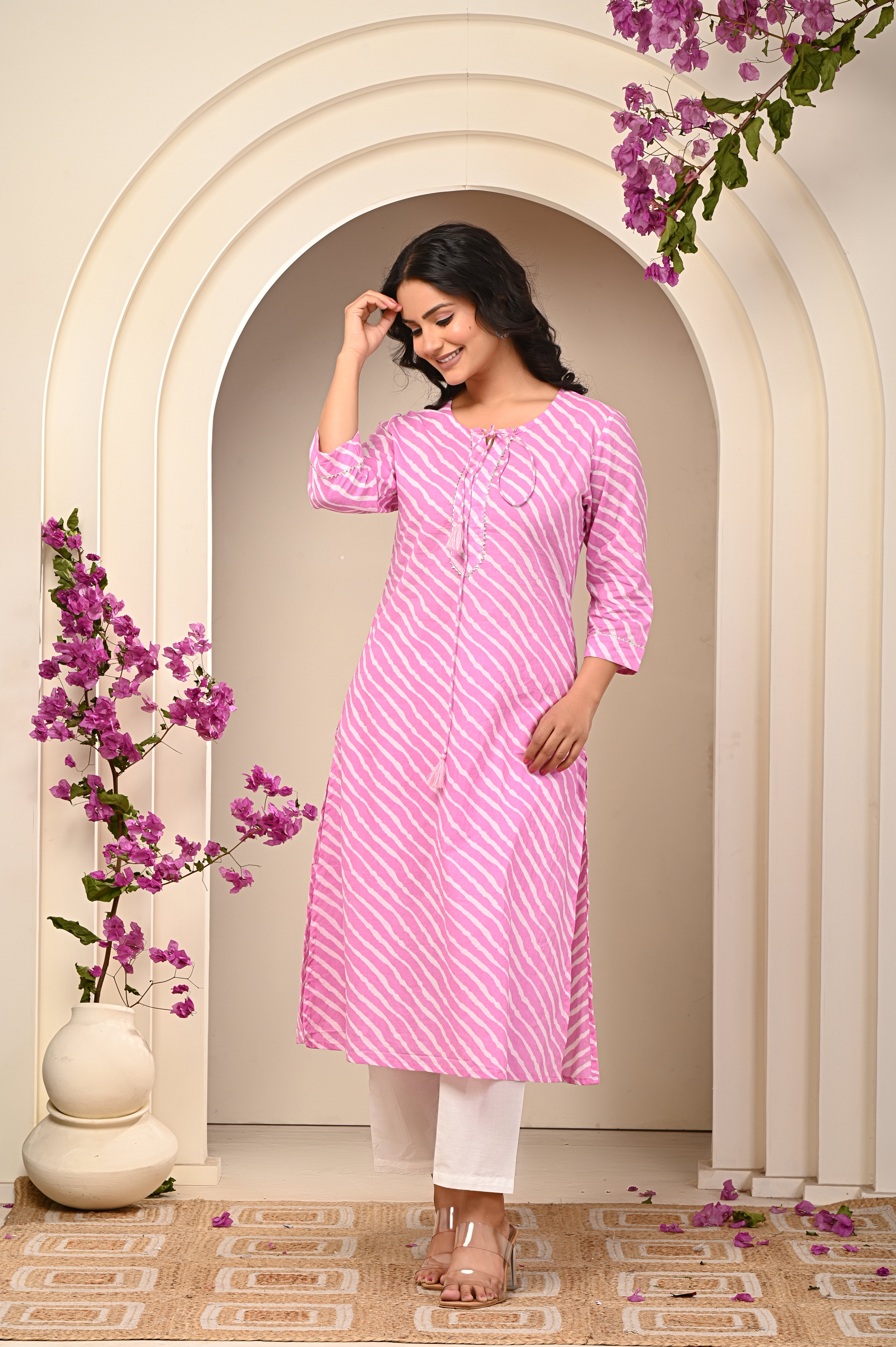 Cotton Pink Bandhani Women's Straight Kurti