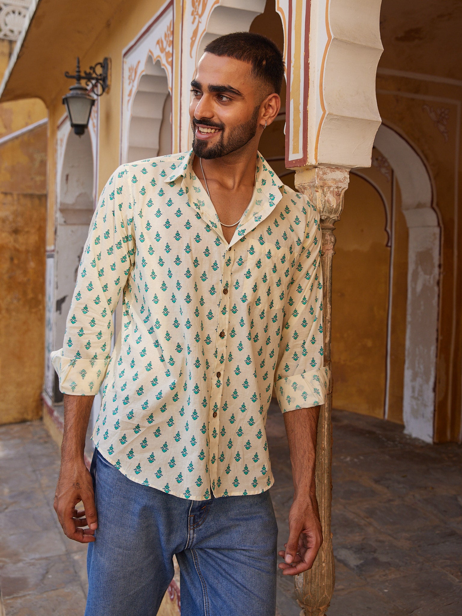 Cotton Cream-Blue Floral Men's Fullsleeves Shirt