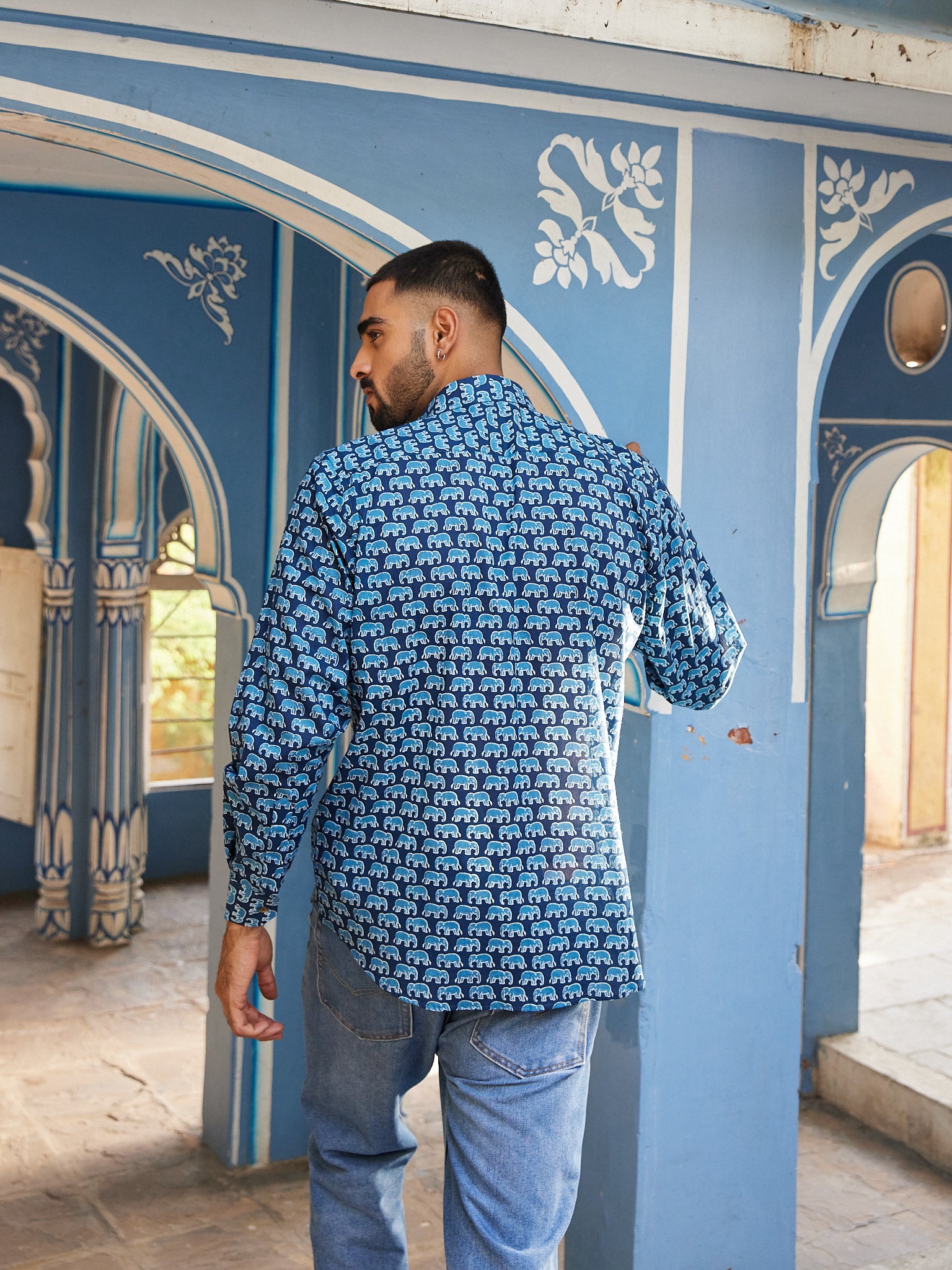 Cotton Men's Blue Elephant Full Sleeves Shirt