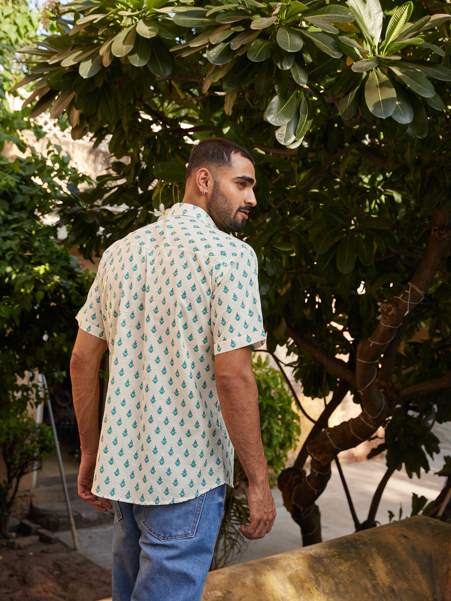 Cotton Cream-Blue Floral men's Half Sleeves Shirt