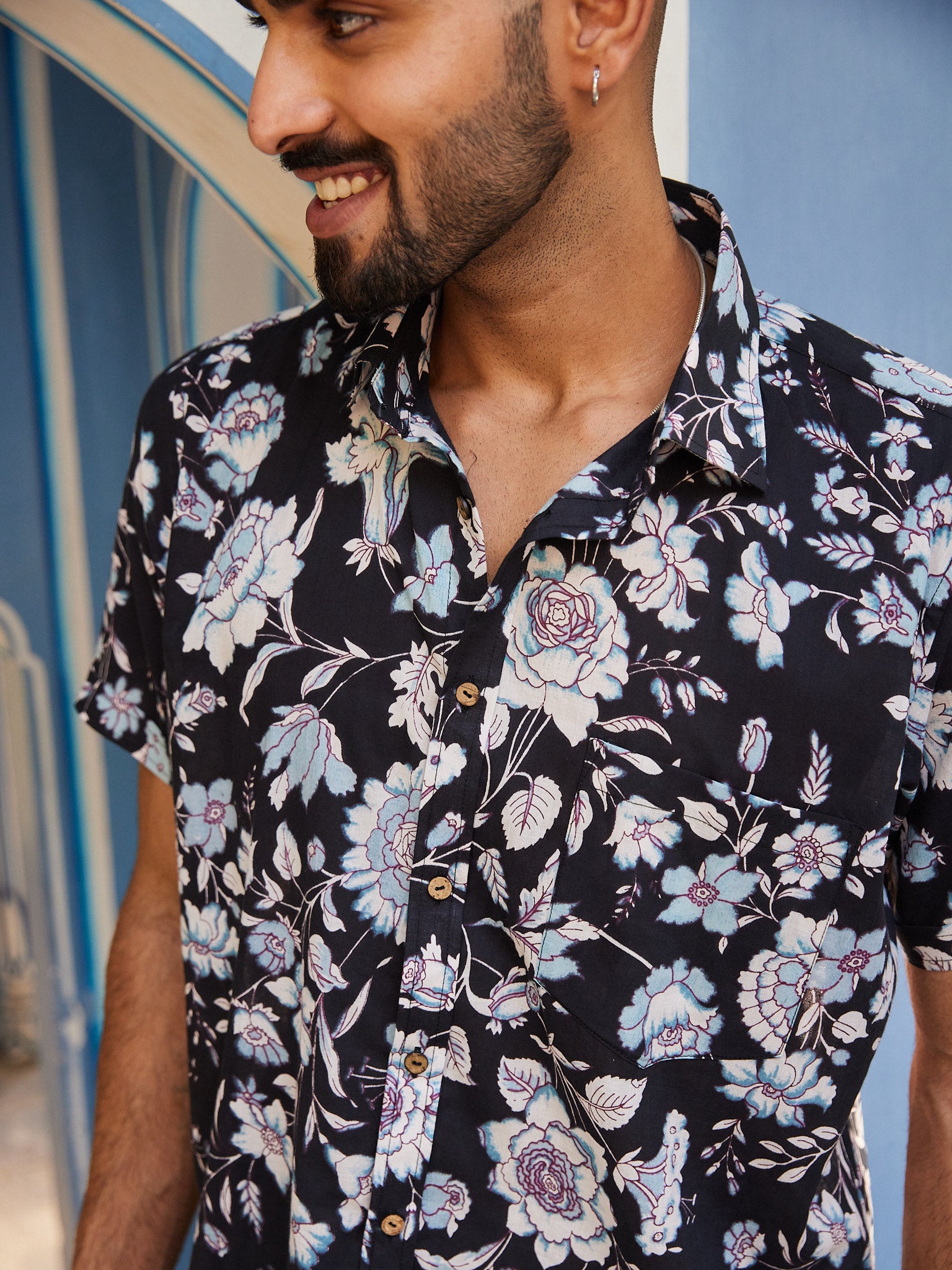 Cotton Black-White Floral Men's Half Sleeves Shirt