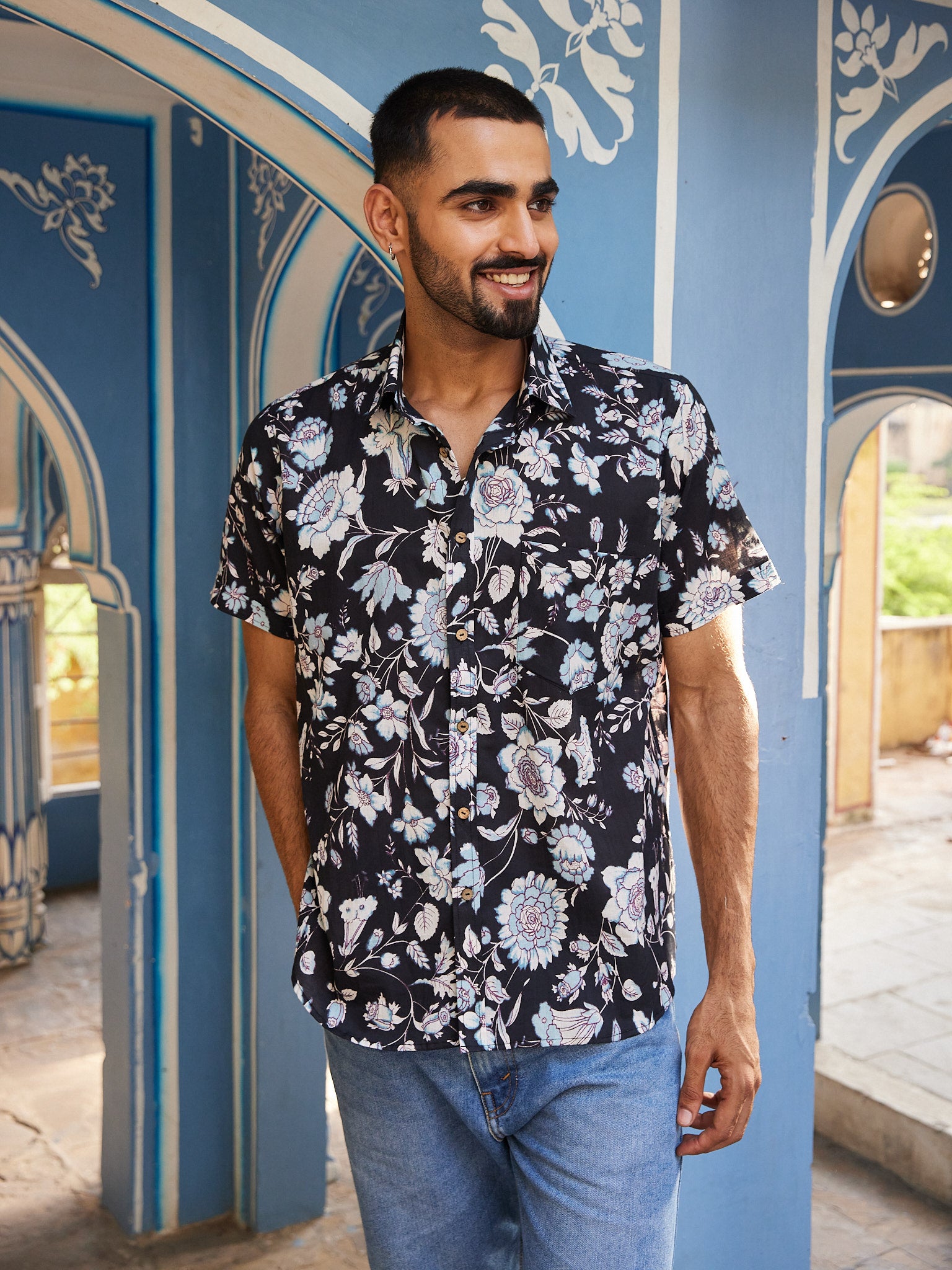 Cotton Black-White Floral Men's Half Sleeves Shirt