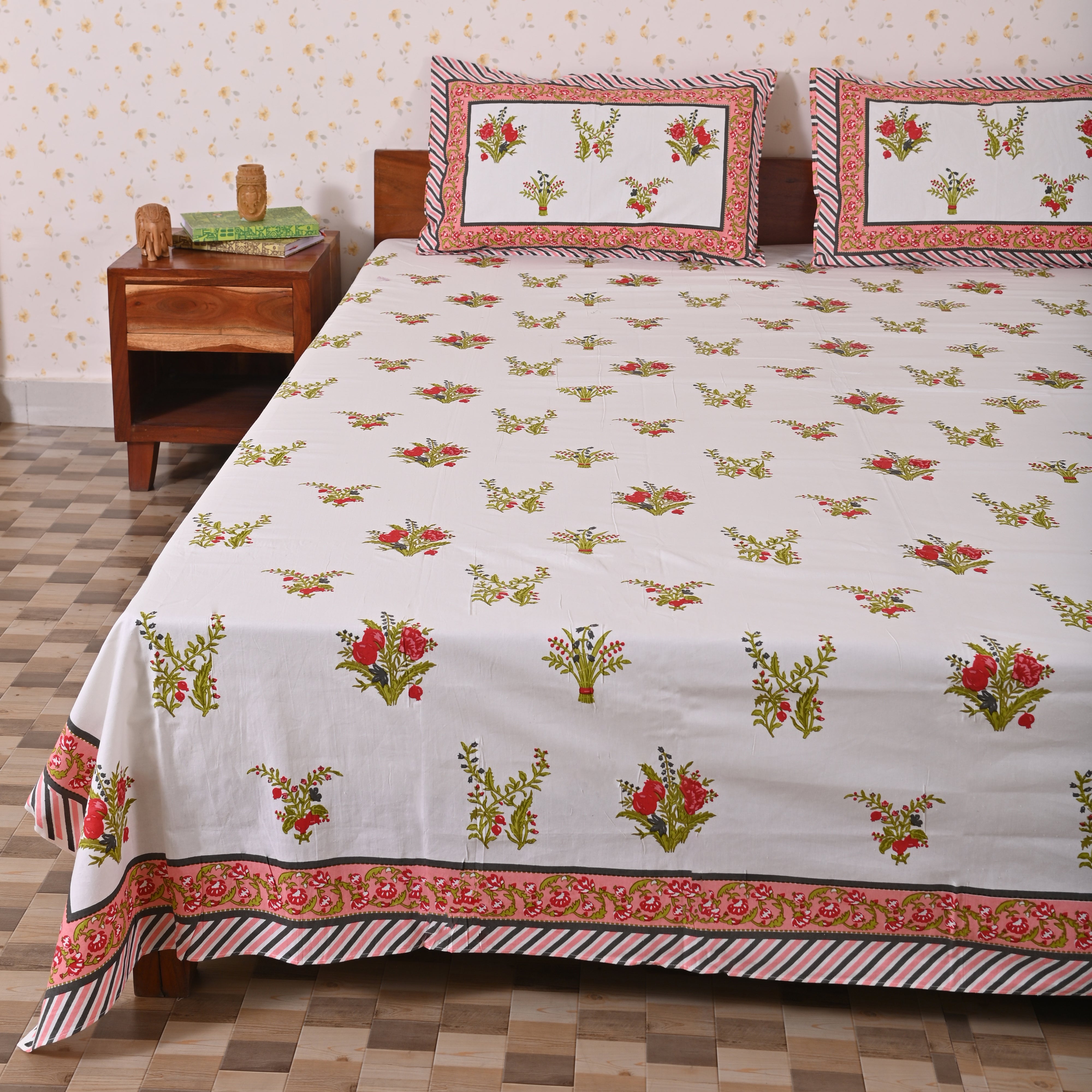 Cotton Queen Size Light Green Bedsheet - Pomegranate Booti