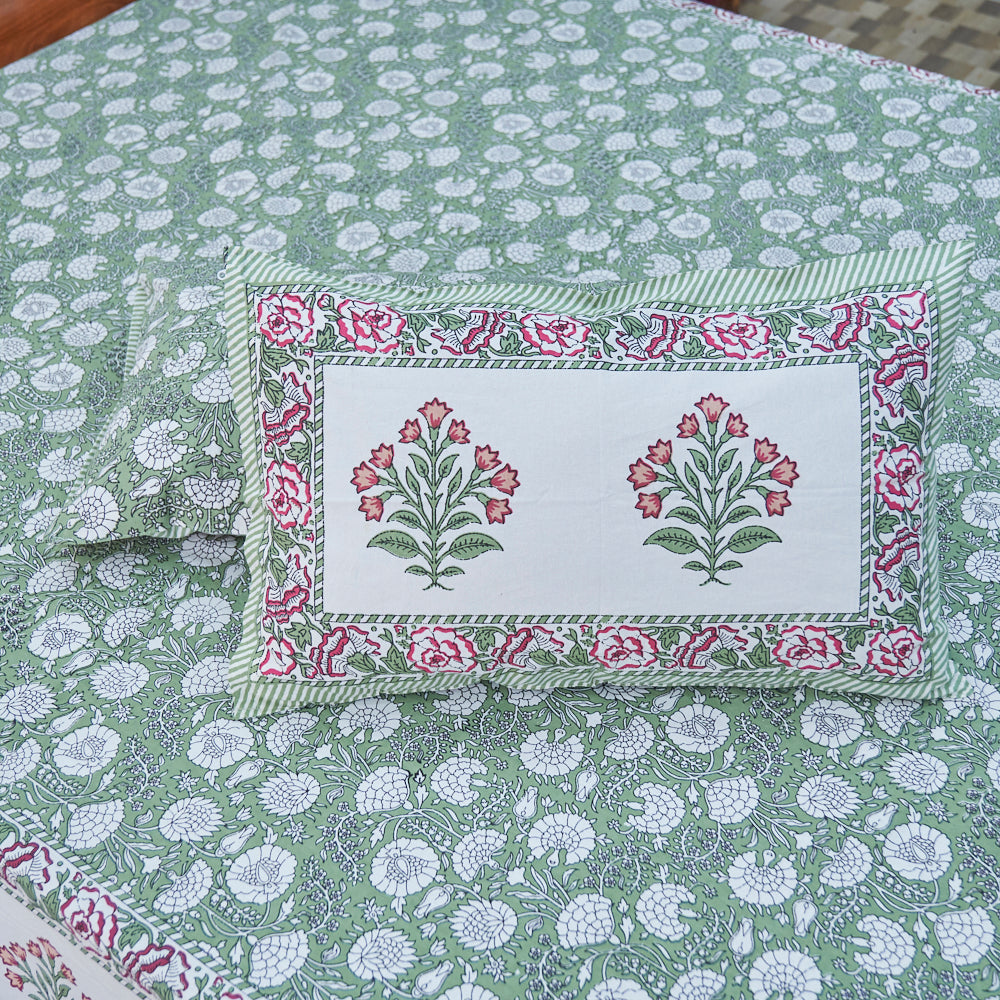 Cotton White Green Floral Print Queen Size Bedsheet