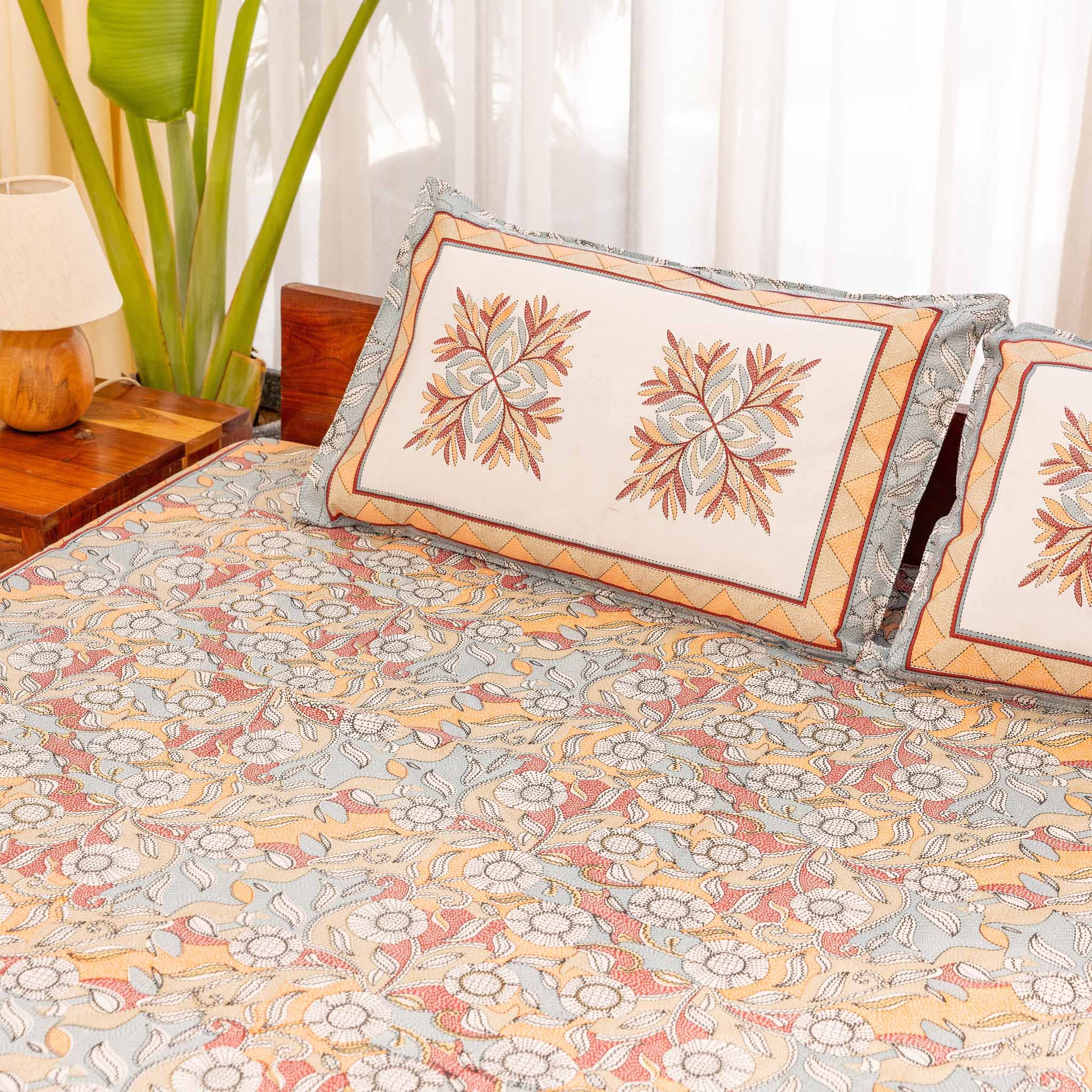 Cotton Orenji Floral Queen Size Bedsheet