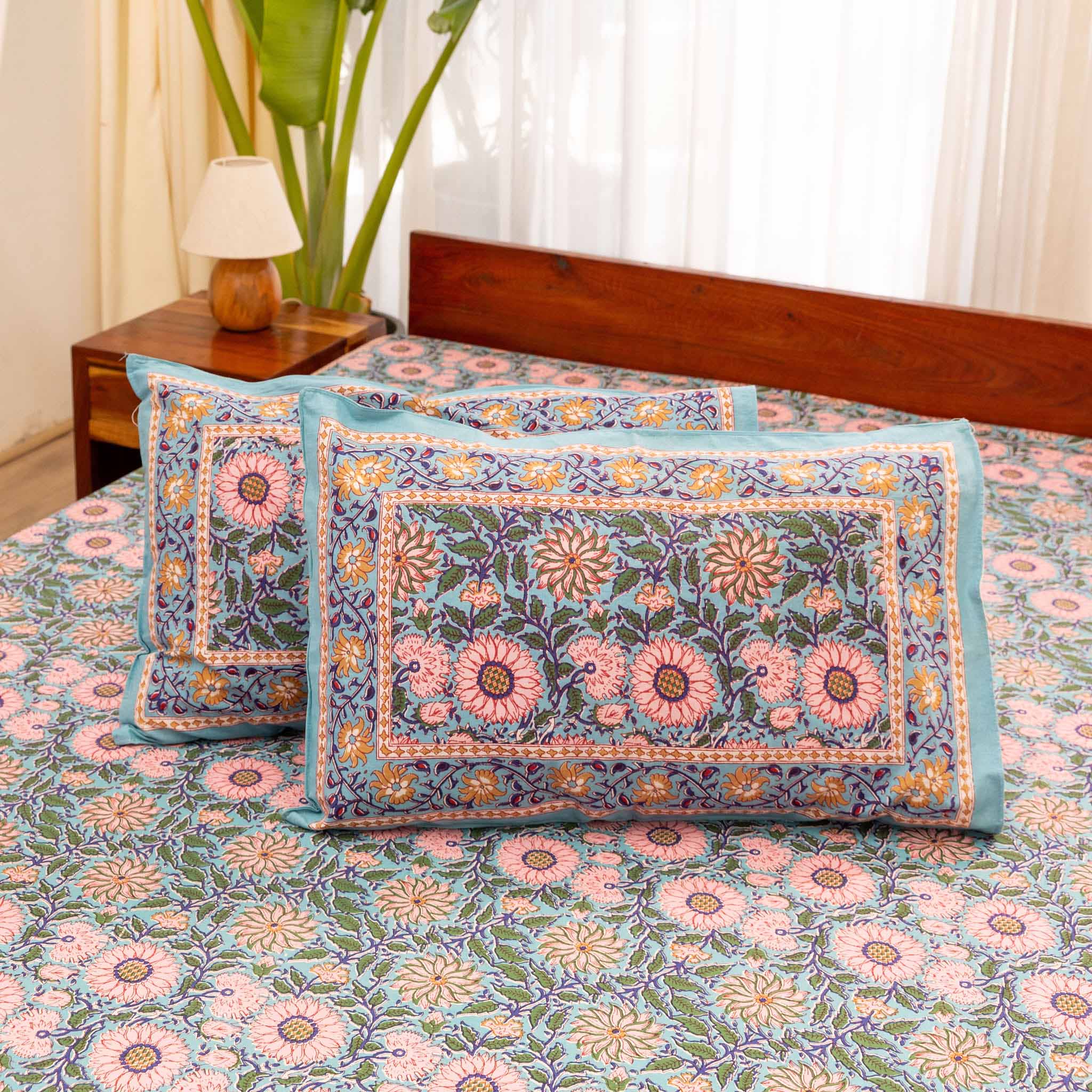 Cotton Queen Size Bedsheet Green-Pink Floral Jaal Print