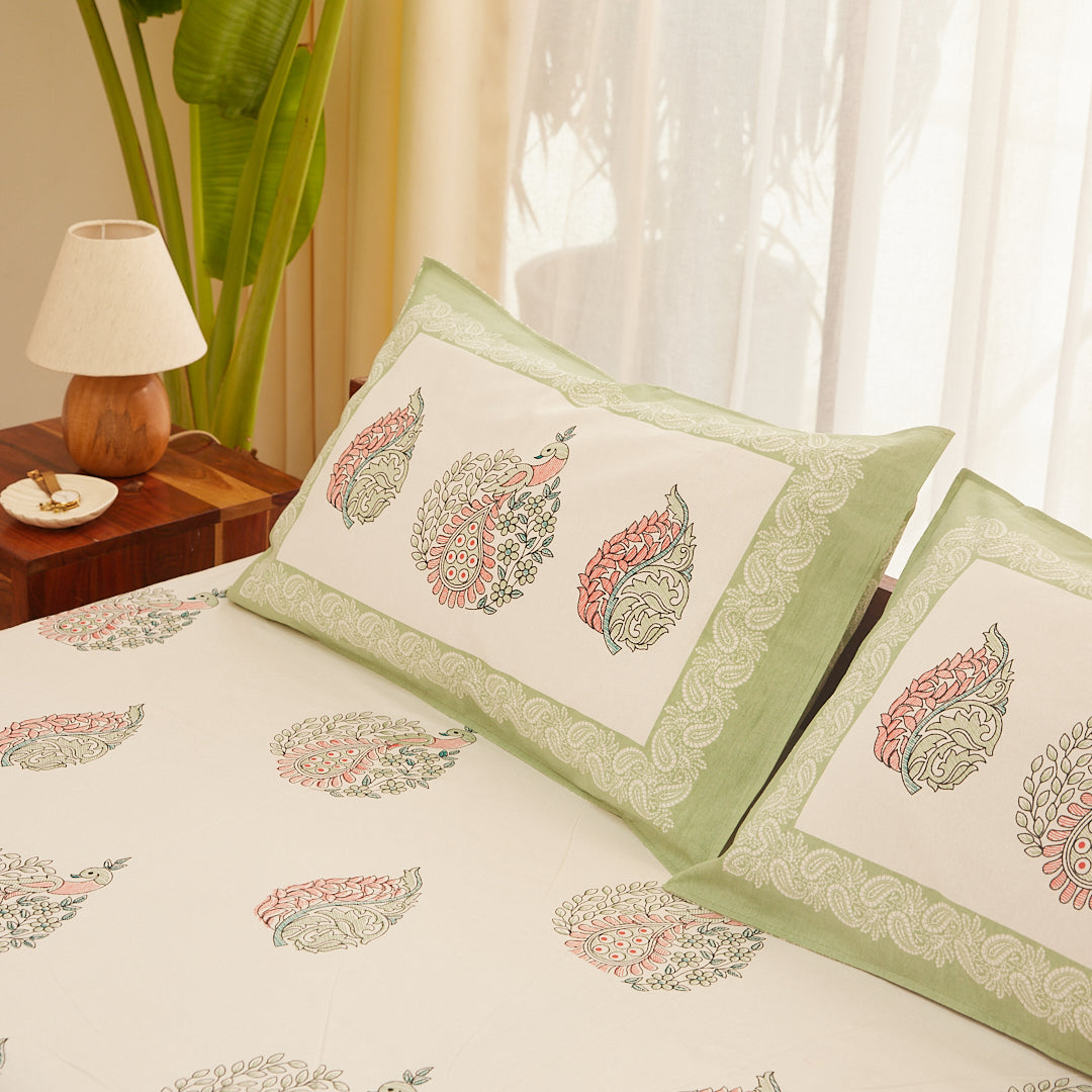 Cotton Green-Pink Leaf Block Print King Size Bedsheet