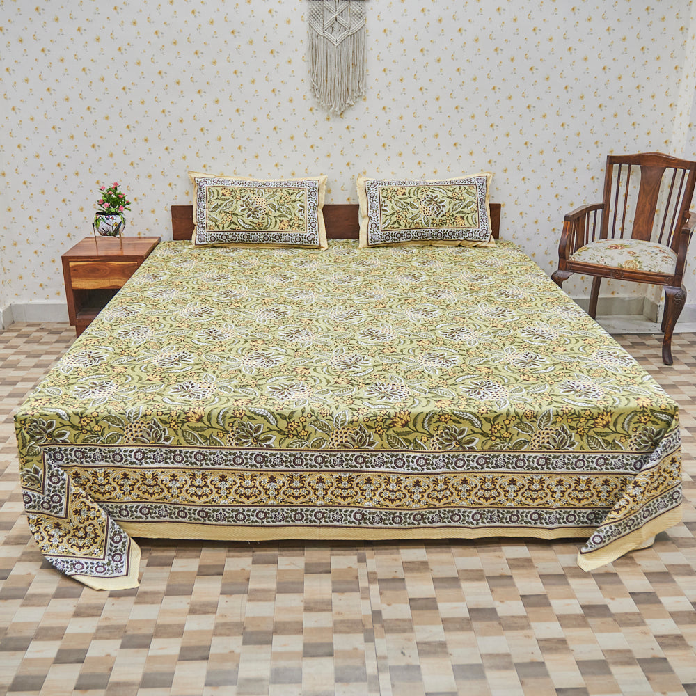 Cotton Hunter Green Brown King Size Bedsheet