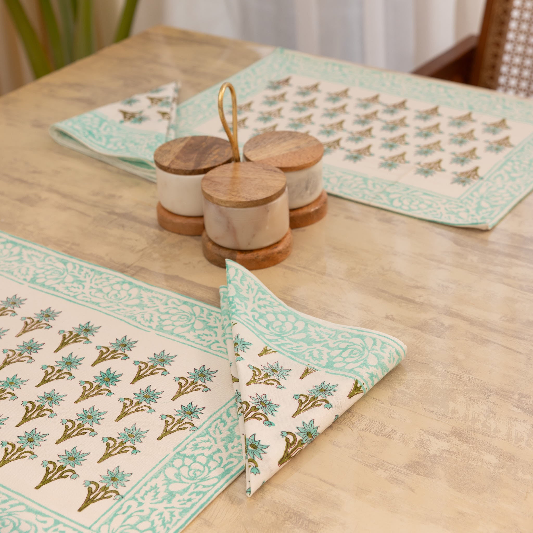 Canvas Table Mate And Napkin Light Green-Brown Floral Block Print