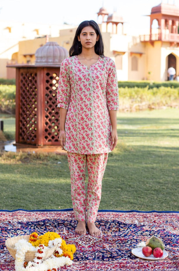 Pretty Pista Nightsuit